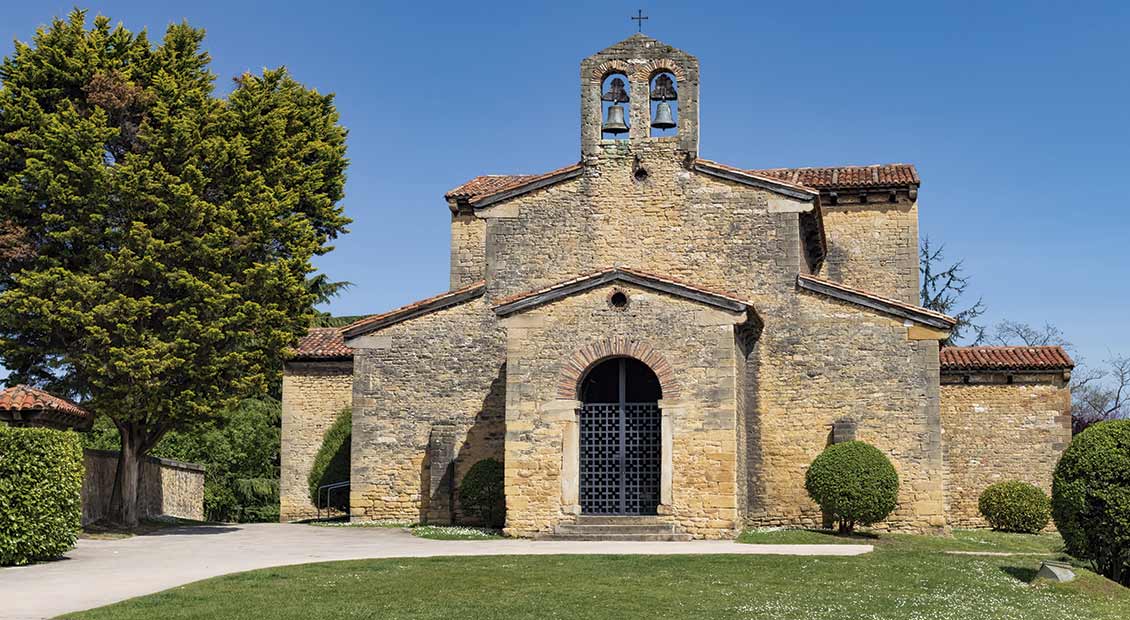La iglesia de San Julián de los Prados, Patrimonio Mundial de la Unesco.